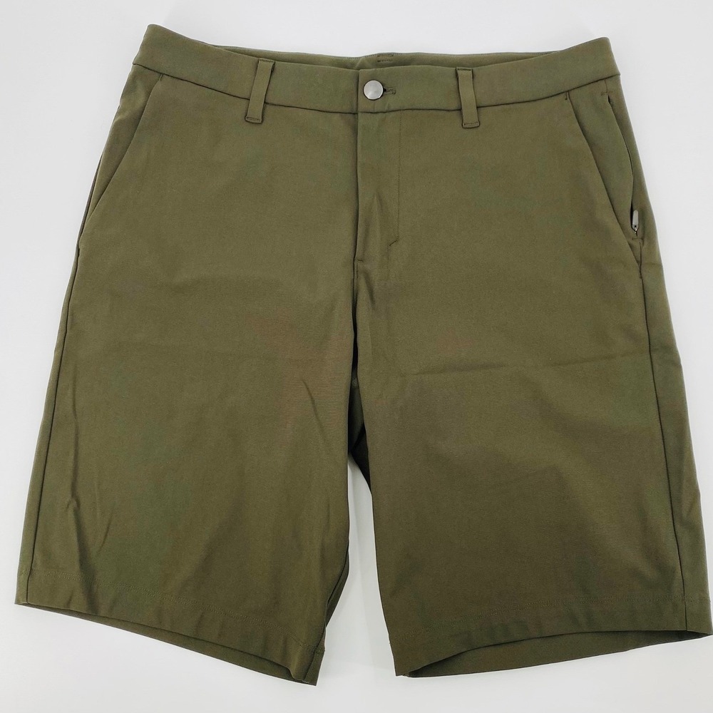 Lululemon Commission Short Warpstreme Mens 31x10 Olive Green Chino LM7A83S